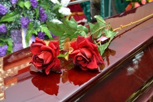 Как организовать погребальную церемонию?
